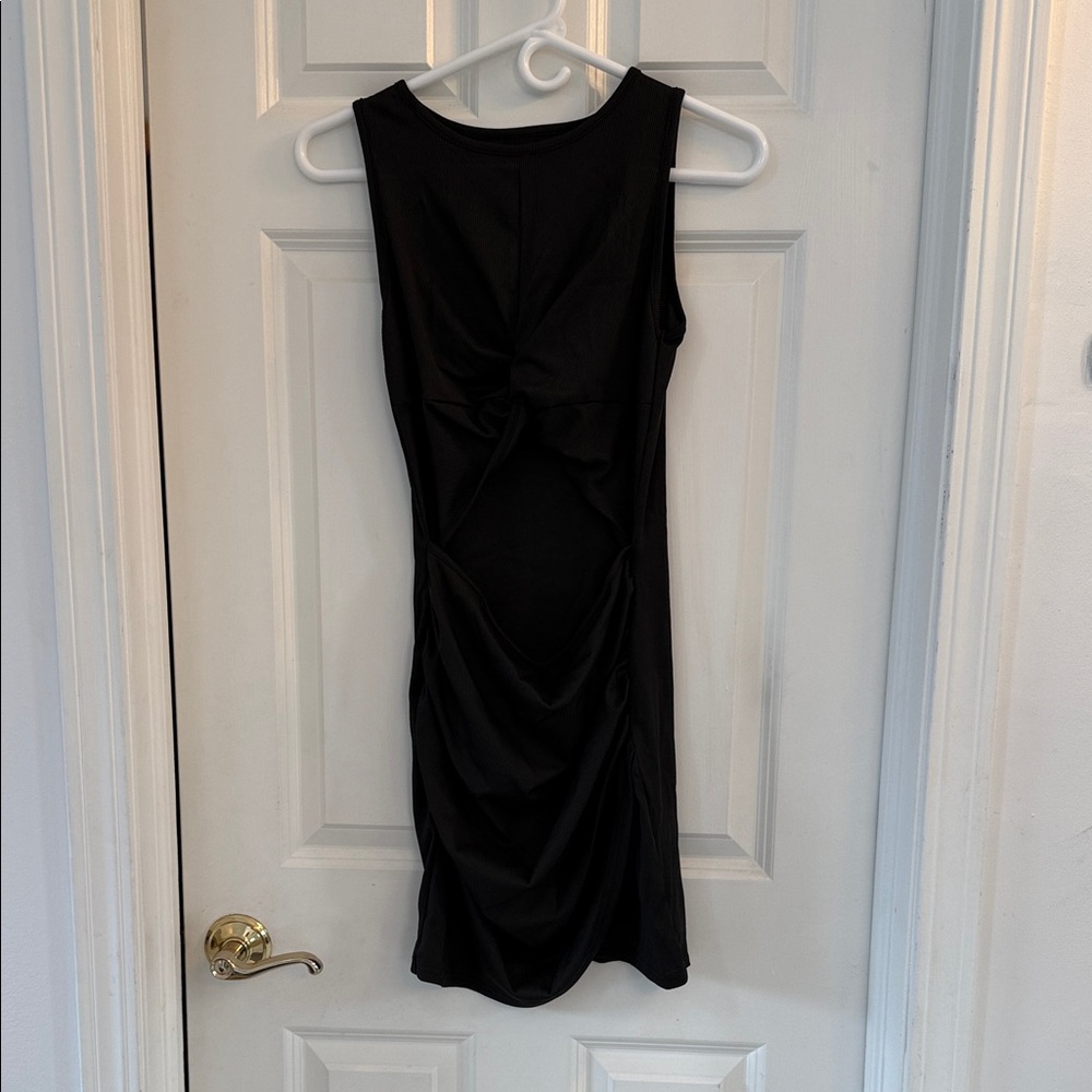 Elegant Black Sleeveless Dress